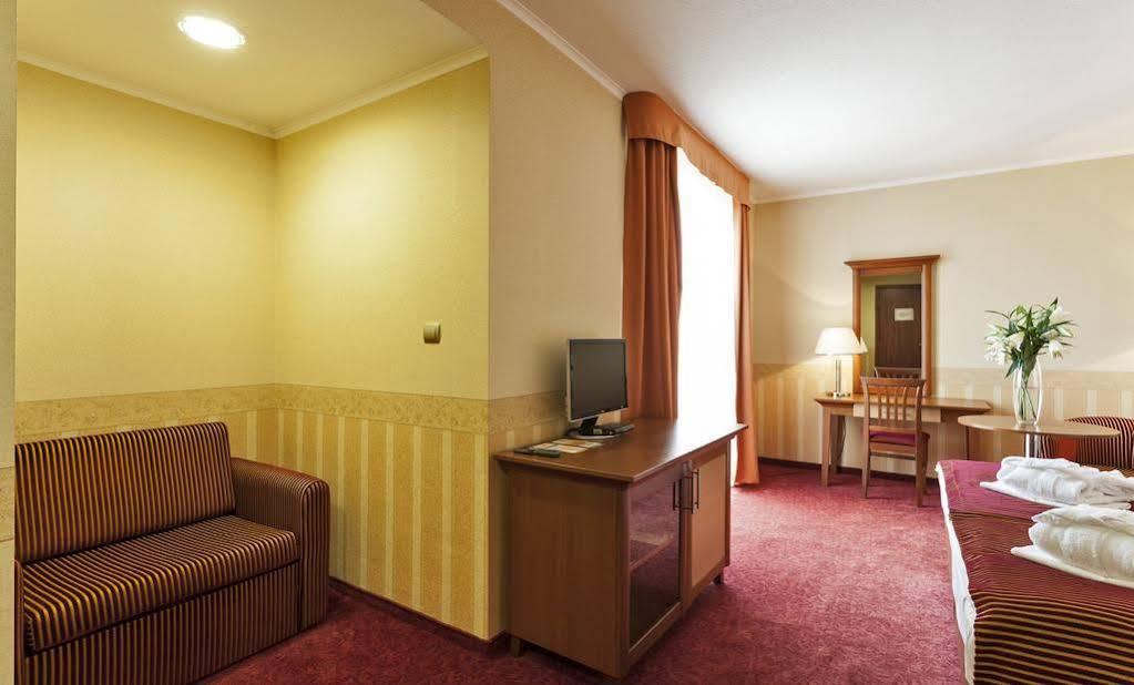 Balneo Hotel Zsori Thermal & Wellness Mezőkövesd Exterior foto
